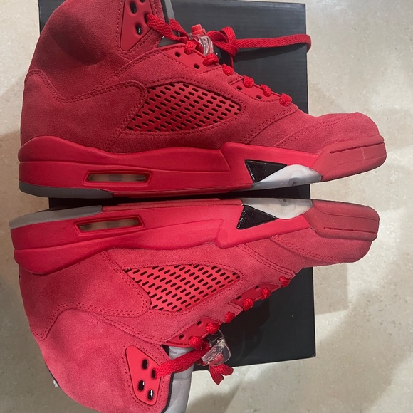 Men’s Air Jordan 5 Retro ‘Red Suede’ -2017 - Picture 7 of 11